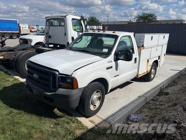 Ford F-350 皮卡.傳統半斗卡車/側卸板