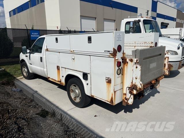 Ford F-350 皮卡.傳統半斗卡車/側卸板