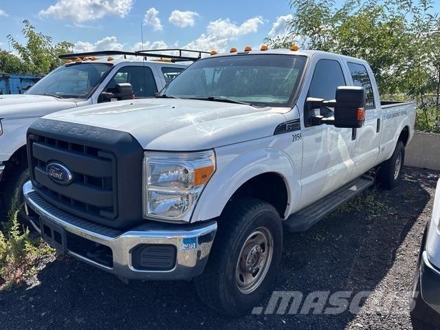 Ford F-350 皮卡.傳統半斗卡車/側卸板