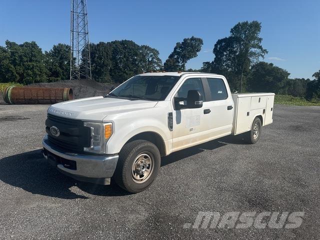 Ford F-350 都市/通用型車輛