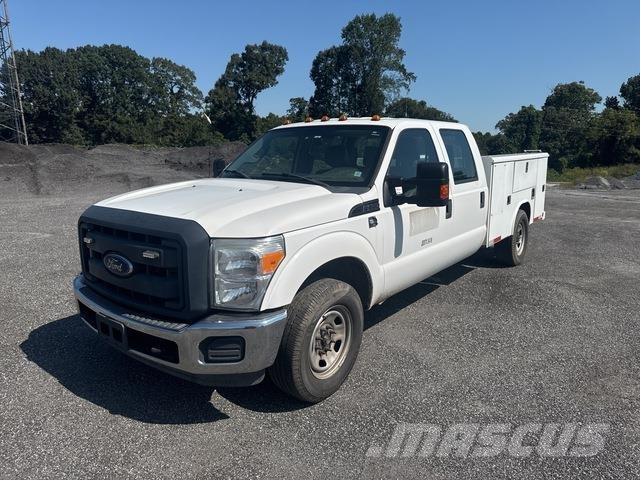 Ford F-350 皮卡.傳統半斗卡車/側卸板