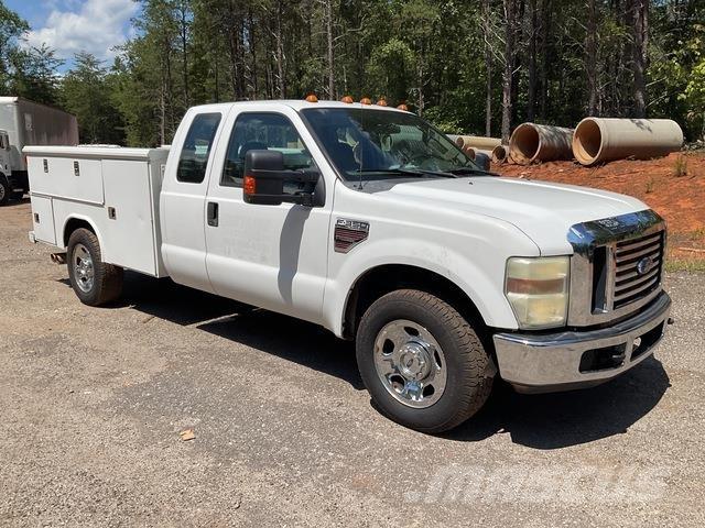 Ford F-350 皮卡.傳統半斗卡車/側卸板