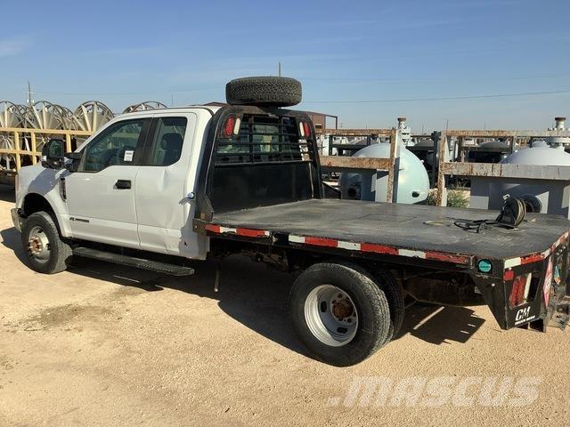 Ford F-350 平板式/側卸式卡車