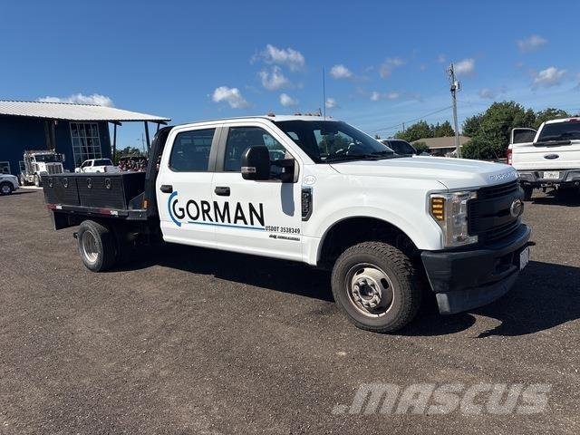 Ford F-350 平板式/側卸式卡車