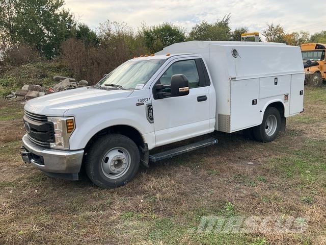 Ford F-350 皮卡.傳統半斗卡車/側卸板