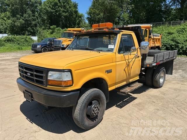 Ford F-350 XL 平板式/側卸式卡車