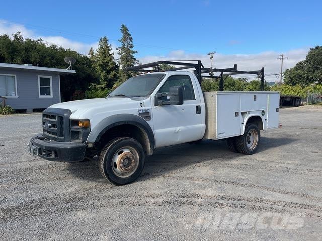 Ford F-450 皮卡.傳統半斗卡車/側卸板