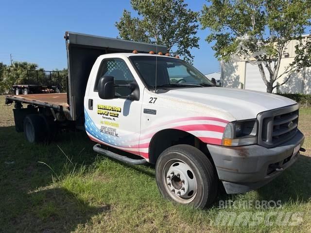 Ford F-450 平板式/側卸式卡車