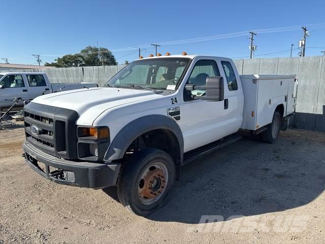 Ford F-450 都市/通用型車輛