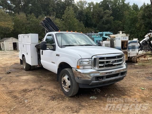 Ford F-450 皮卡.傳統半斗卡車/側卸板