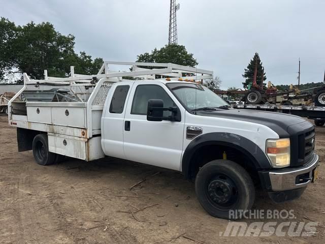 Ford F-450 皮卡.傳統半斗卡車/側卸板