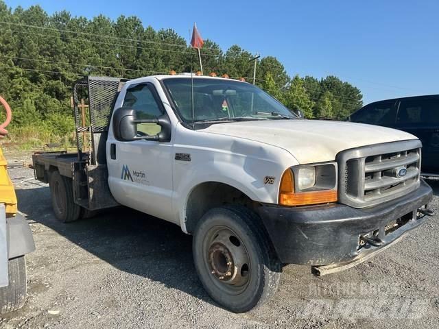Ford F-450 平板式/側卸式卡車