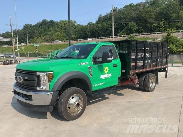 Ford F-450 平板式/側卸式卡車