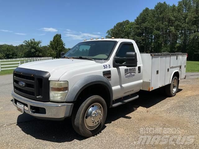Ford F-450 都市/通用型車輛