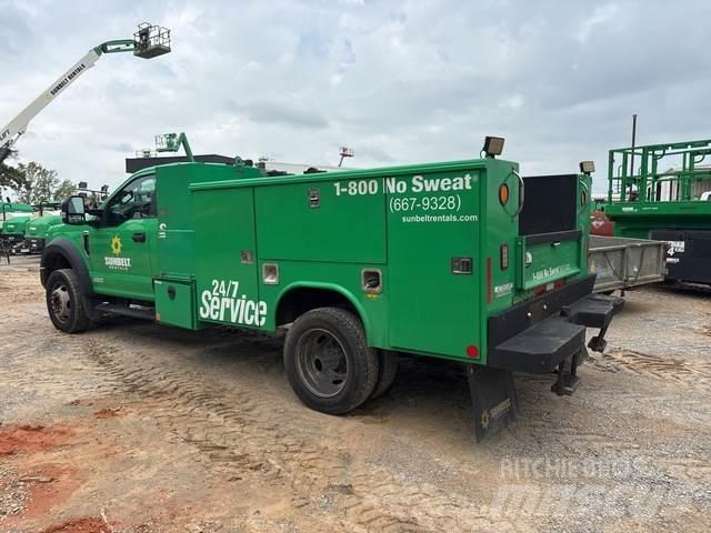 Ford F-450 都市/通用型車輛