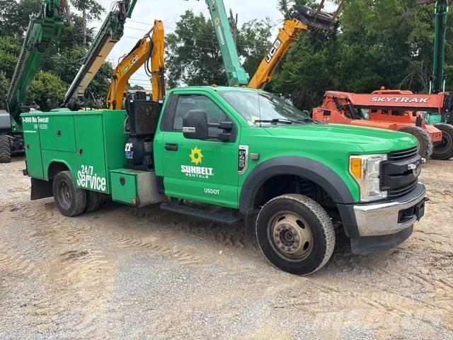 Ford F-450 都市/通用型車輛