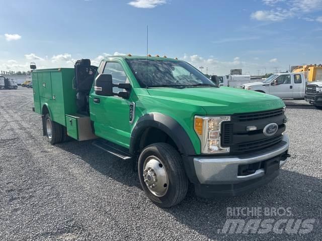 Ford F-450 都市/通用型車輛