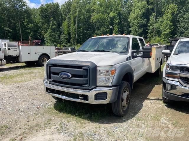 Ford F-450 皮卡.傳統半斗卡車/側卸板