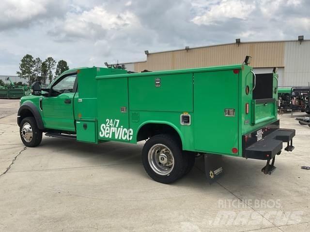 Ford F-450 都市/通用型車輛