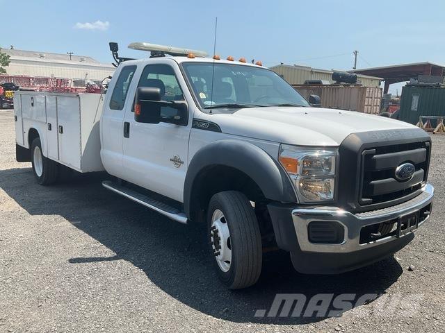 Ford F-450 皮卡.傳統半斗卡車/側卸板