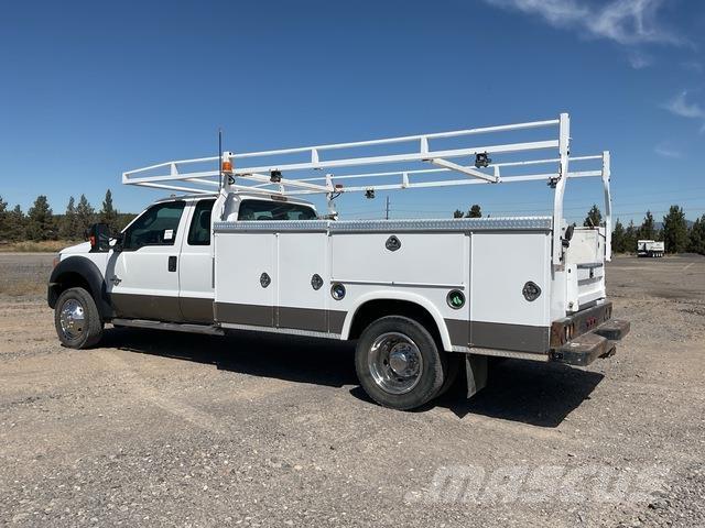 Ford F-450 皮卡.傳統半斗卡車/側卸板