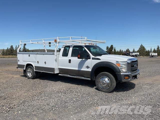 Ford F-450 皮卡.傳統半斗卡車/側卸板