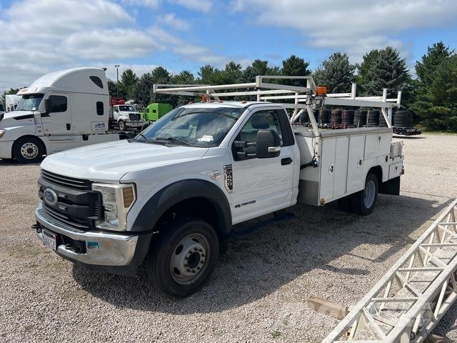 Ford F-450 皮卡.傳統半斗卡車/側卸板