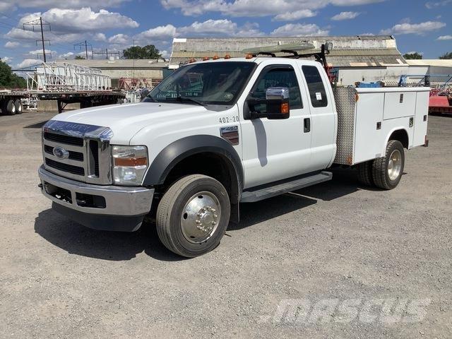 Ford F-450 皮卡.傳統半斗卡車/側卸板