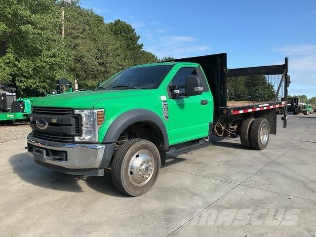 Ford F-450 平板式/側卸式卡車