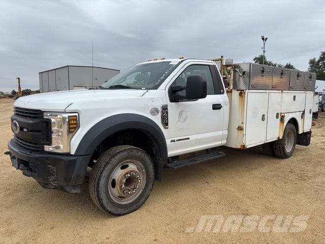 Ford F-450 皮卡.傳統半斗卡車/側卸板