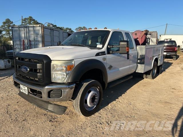 Ford F-450 都市/通用型車輛