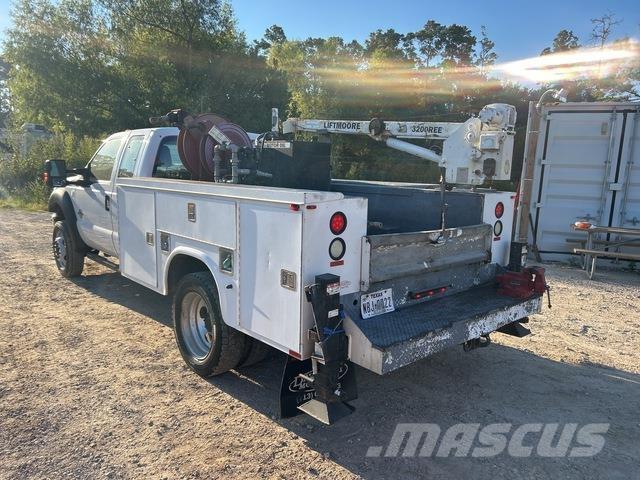 Ford F-450 都市/通用型車輛