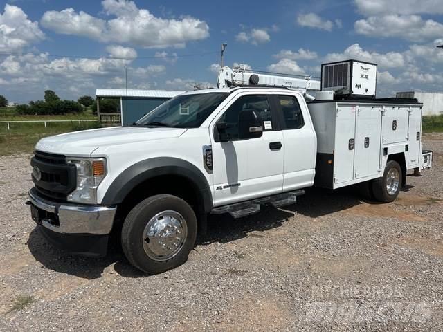 Ford F-550 都市/通用型車輛