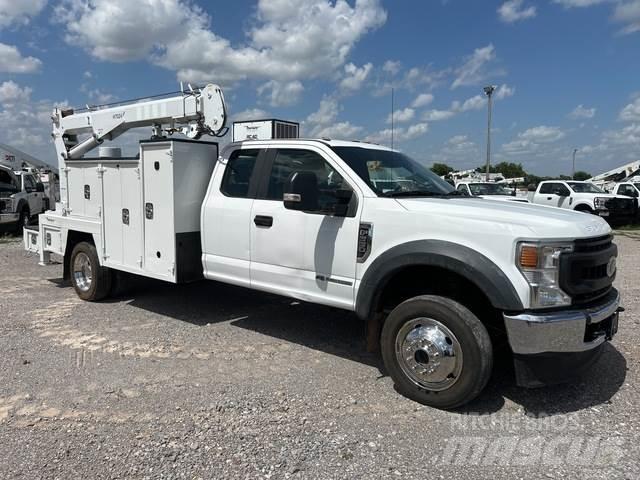 Ford F-550 都市/通用型車輛