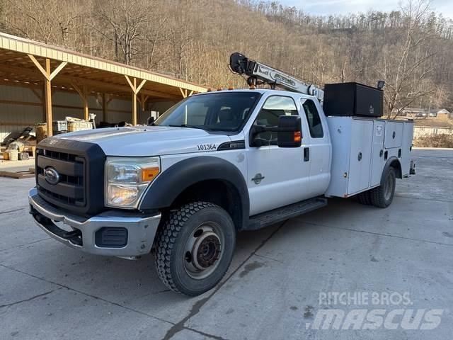 Ford F-550 都市/通用型車輛