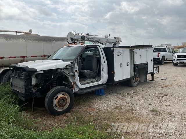 Ford F-550 都市/通用型車輛