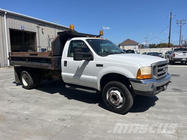 Ford F-550 傾卸式卡車