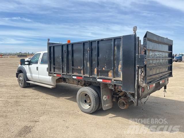 Ford F-550 平板式/側卸式卡車