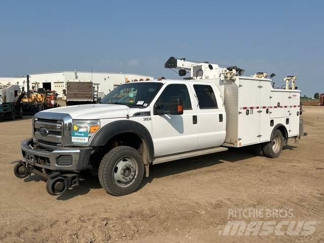 Ford F-550 都市/通用型車輛
