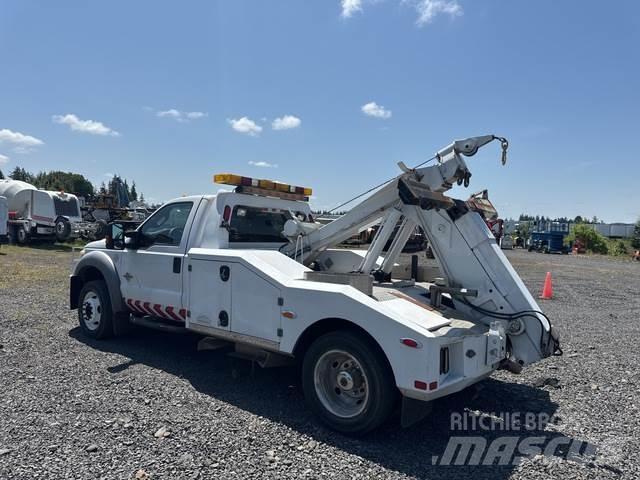 Ford F-550 救援車