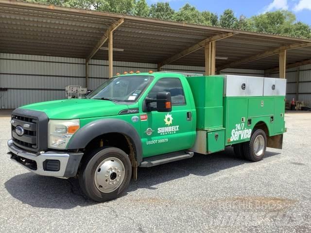 Ford F-550 都市/通用型車輛