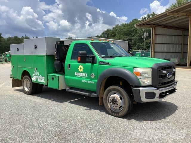Ford F-550 都市/通用型車輛