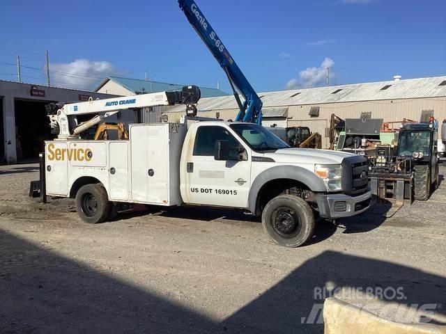 Ford F-550 都市/通用型車輛