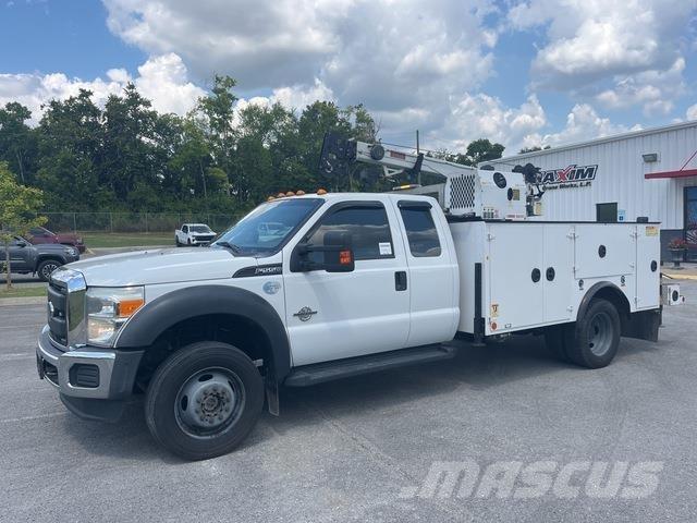 Ford F-550 都市/通用型車輛