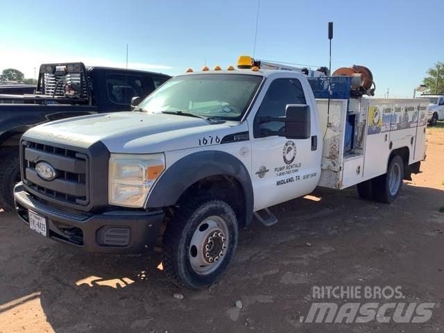 Ford F-550 都市/通用型車輛