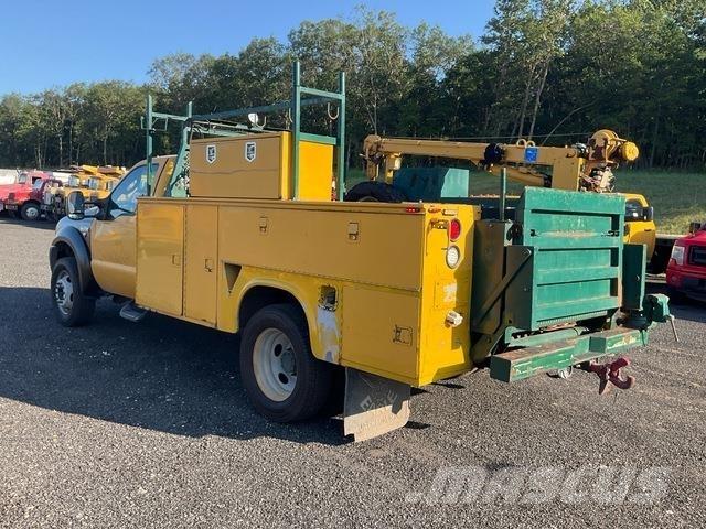 Ford F-550 都市/通用型車輛