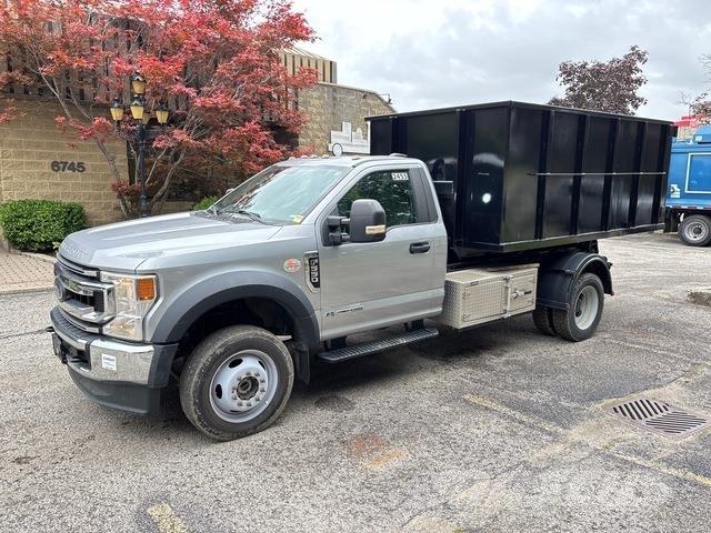 Ford F-550 吊鉤式起重車