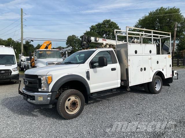 Ford F-550 都市/通用型車輛