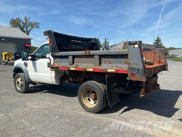 Ford F-550 傾卸式卡車