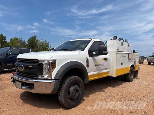 Ford F-550 運油車